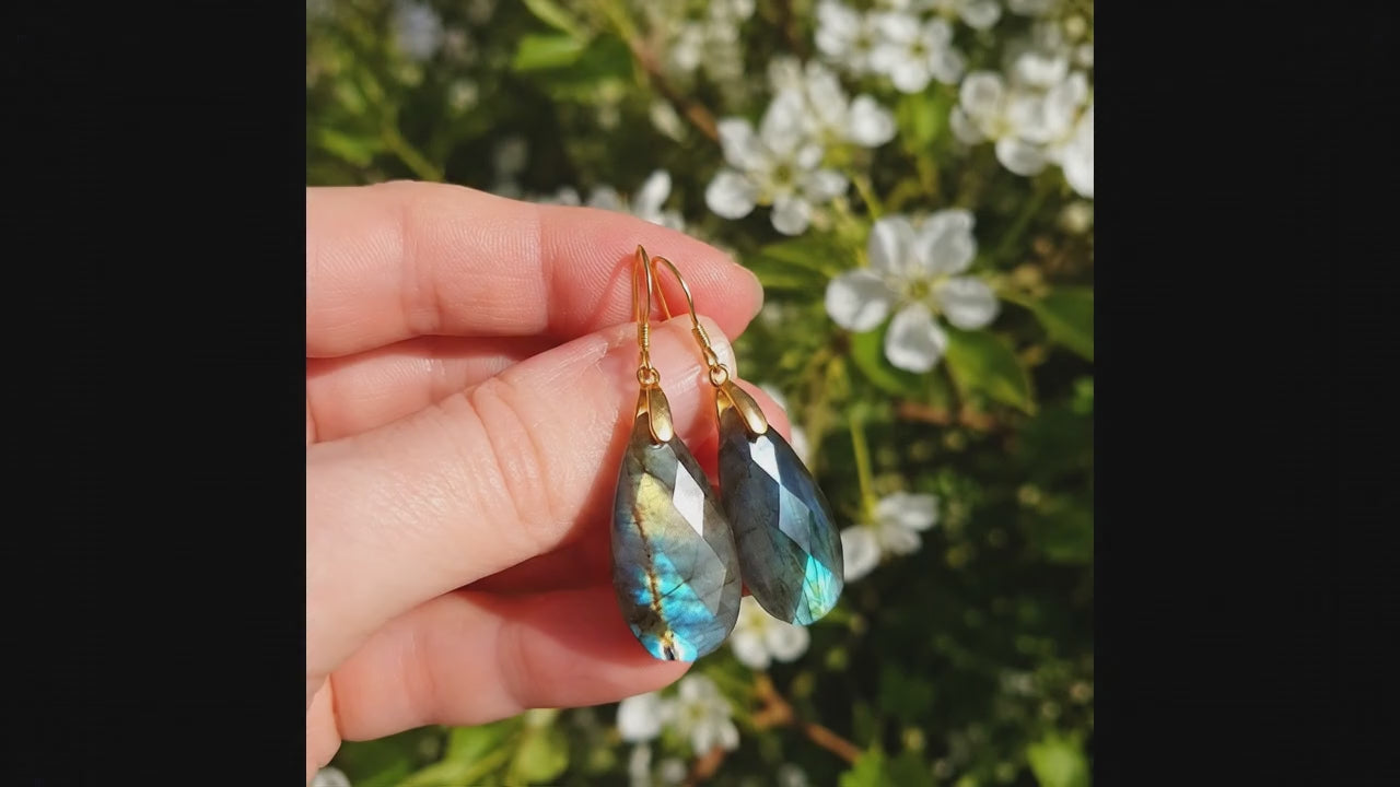 🩶 Labradorite Earrings • Tears of joy - Transformation